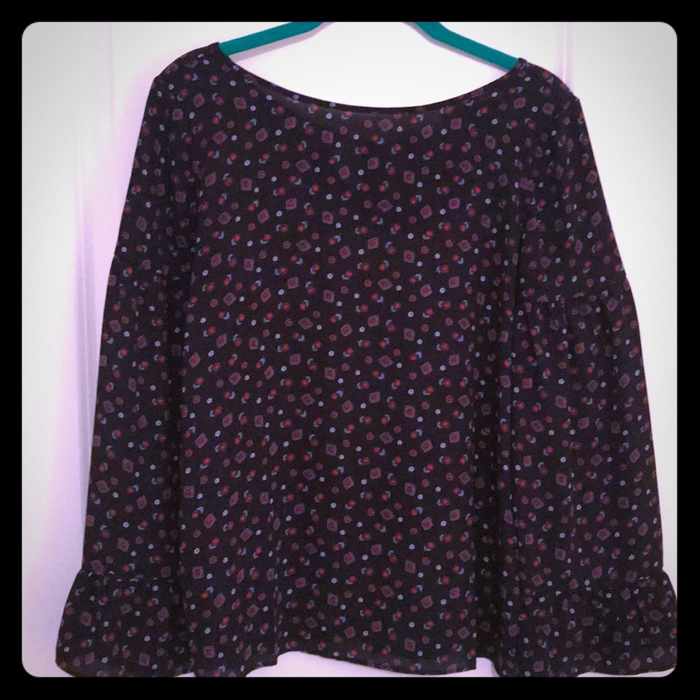 Loft black patterned ruffle-sleeve blouse